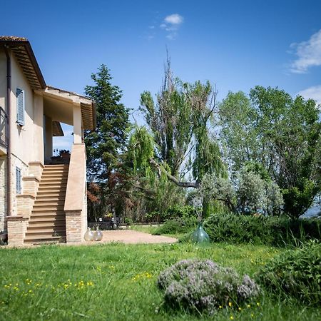 Agriturismo Qui E Ora Bevagna Buitenkant foto